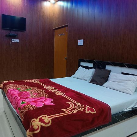 La Ayodhya Residency Hotel Buitenkant foto