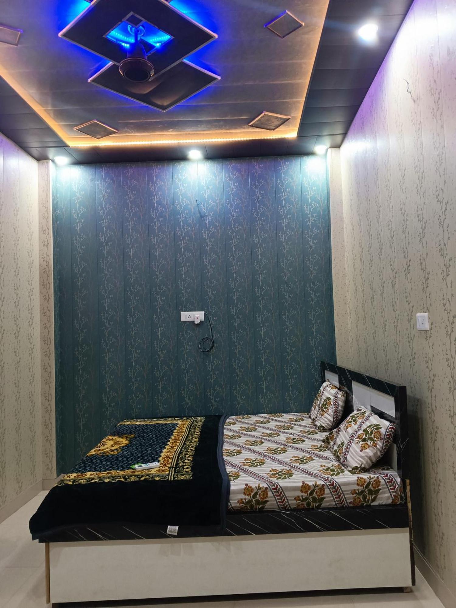 La Ayodhya Residency Hotel Buitenkant foto