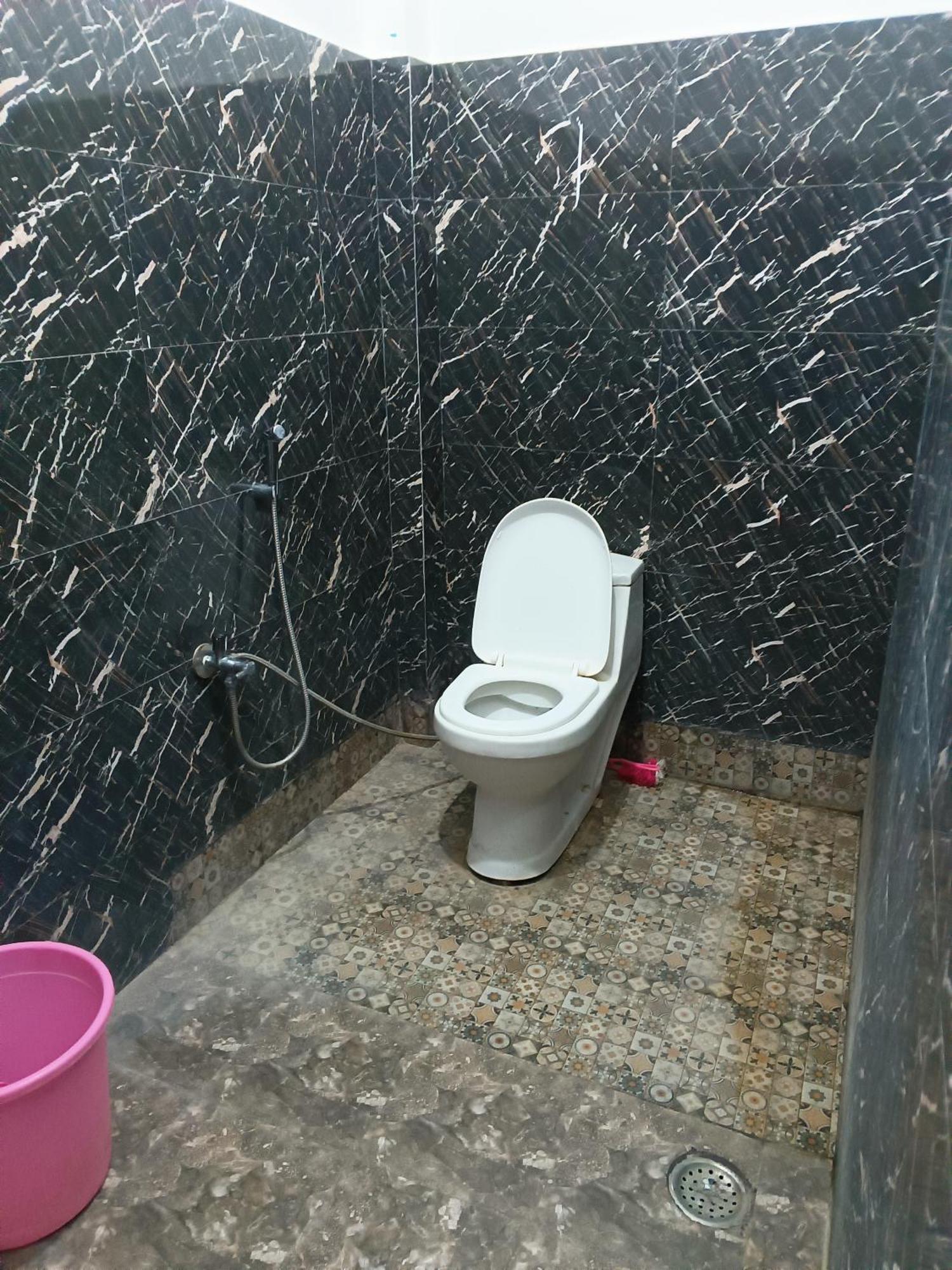 La Ayodhya Residency Hotel Buitenkant foto